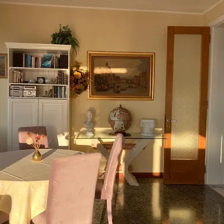 Oasis Golden Lagoon Chalet